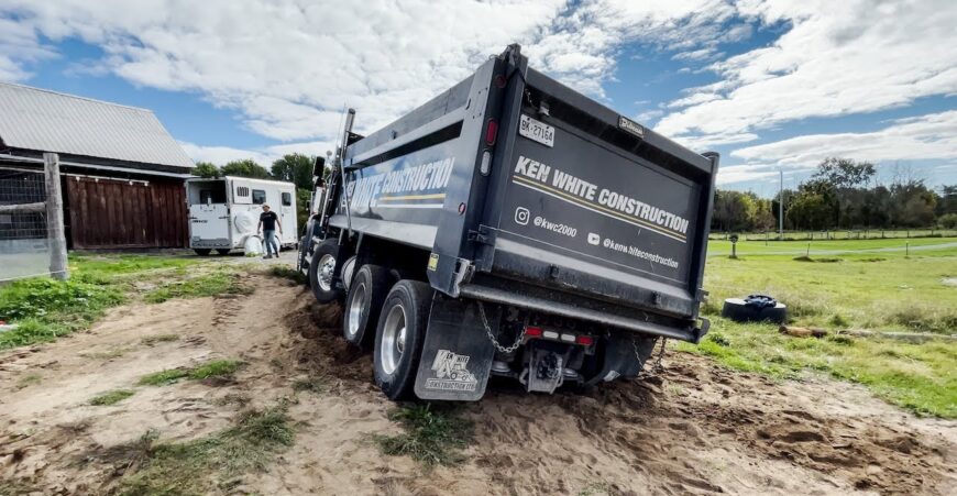 How to Prevent Dump Truck Tip-Over
